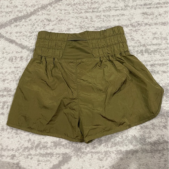 ✨3/$35 ✨ Free People Movement Green The Way Home Army Shorts - Picture 5 of 15